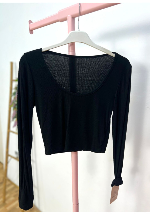 Top canale negro