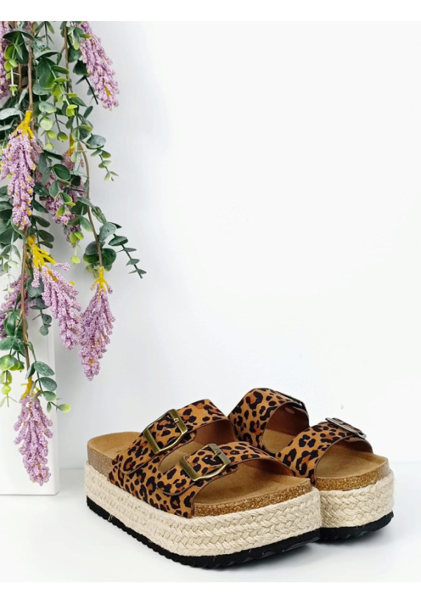 Zapato leopardo