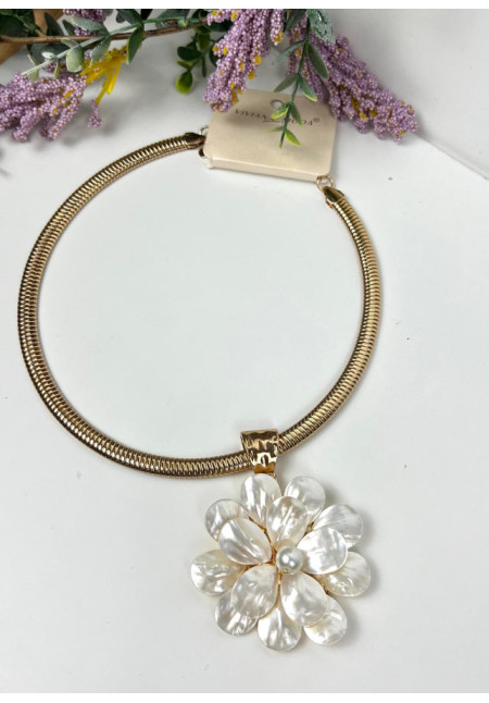 Collar Flor Dorado